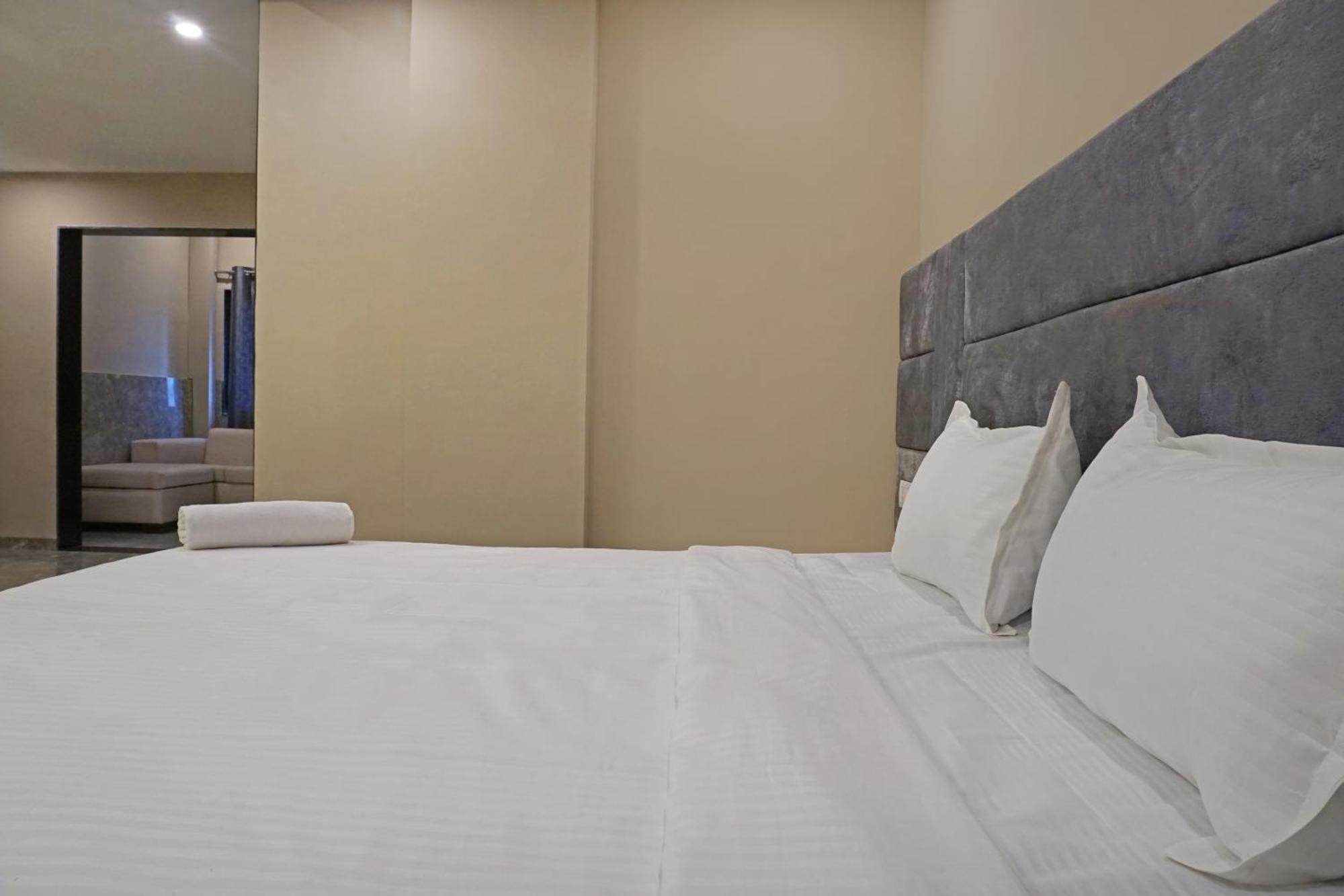 Hotel Nest Inn Mumbai Bagian luar foto