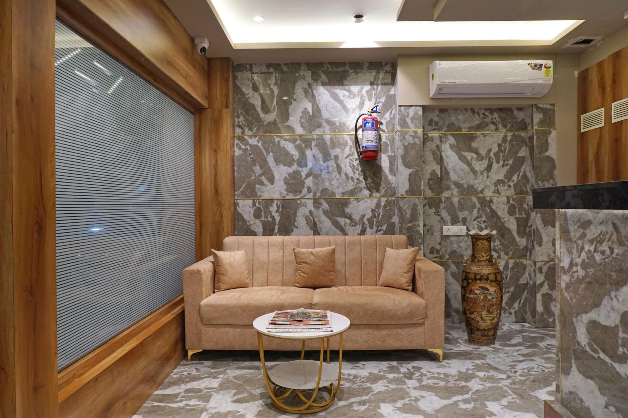Hotel Nest Inn Mumbai Bagian luar foto